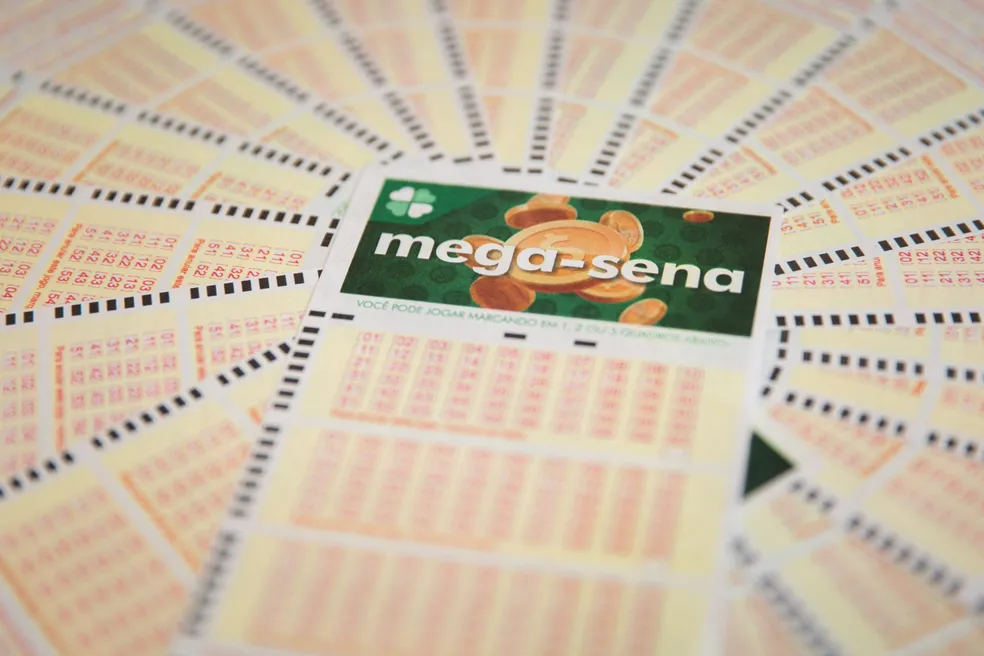 Mega-Sena pode pagar R$ 205 milhões nesta terça, 5º maior prêmio da história